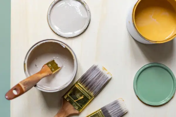 Cores na Medida: Paletas que Harmonizam com Arte Minimalista